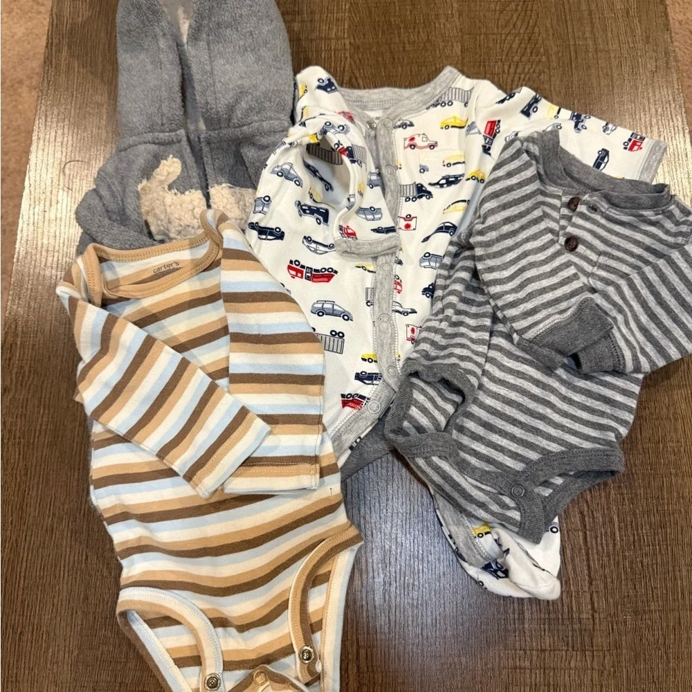 Carter's Gray, White, and Brown Kids Footies Set - Picture 1 of 6